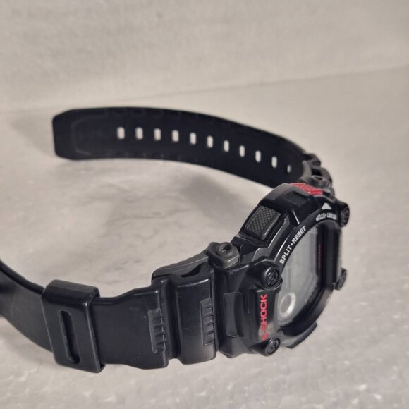 Casio G Shock Black Gloss - good to great shape - Picture 10 of 11